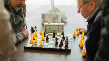 nên chọn bàn cược